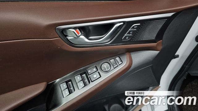 Hyundai Ioniq 2020 — photo 18