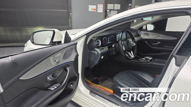 Mercedes-Benz CLS-Class 2019 — photo 10