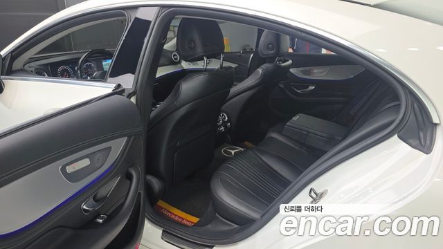 Mercedes-Benz CLS-Class 2019 — photo 11