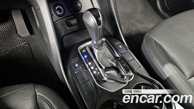 Hyundai Santafe 2015 — photo 9