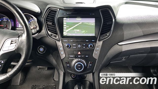 Hyundai Santafe 2015 — photo 16