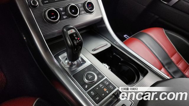 Land Rover Range Rover Sport 2017 — photo 9