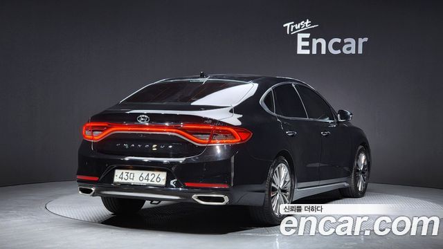 Hyundai Grandeur 2018 — photo 2