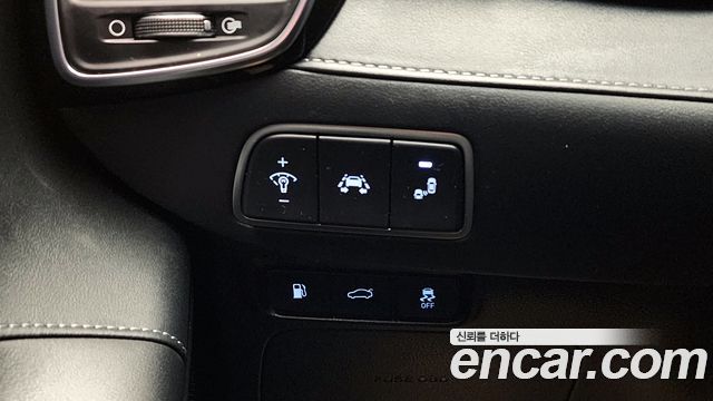Hyundai Grandeur 2018 — photo 17