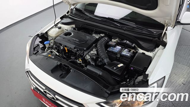Hyundai AVANTE 2016 — photo 6