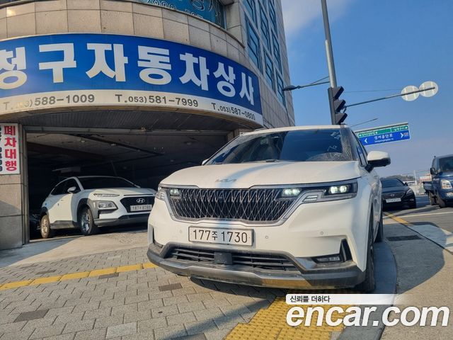 Kia Canival 2022 — photo 2