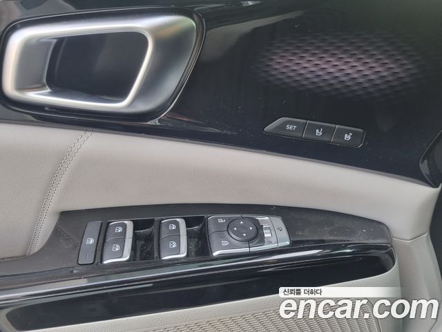Kia Canival 2022 — photo 13