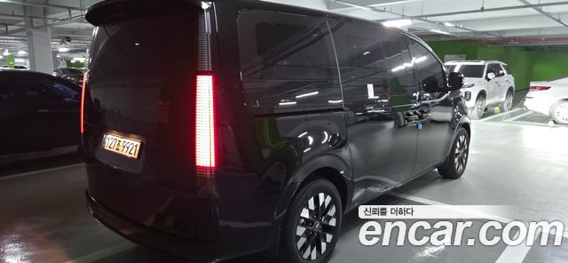 Hyundai Staria 2025 — photo 20