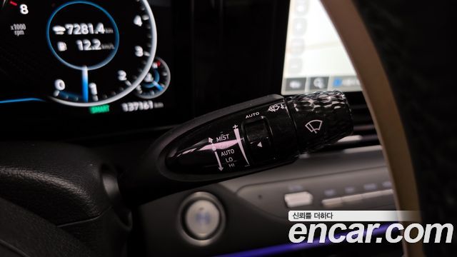Hyundai Grandeur 2022 — photo 15