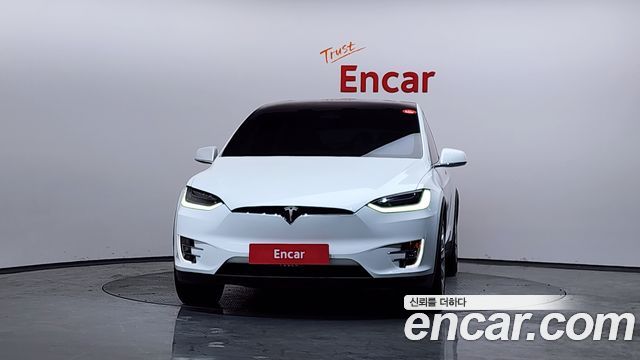 Tesla Model X 2019 — photo 3
