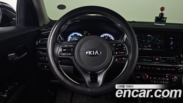 Kia Niro 2021 — photo 13