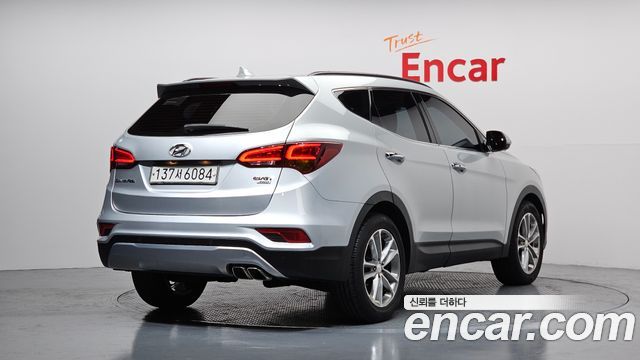 Hyundai Santafe 2016 — photo 2