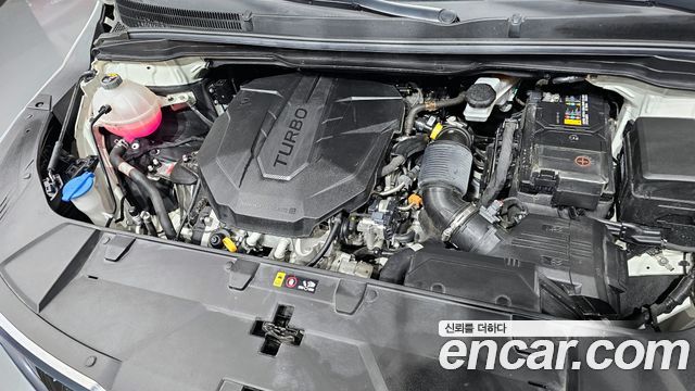 Kia Canival 2021 — photo 6