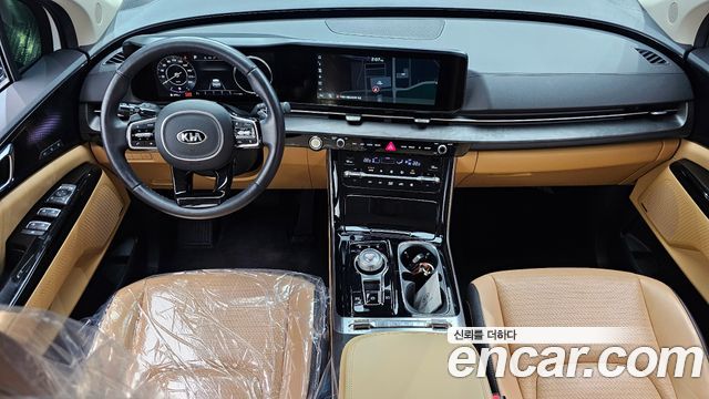 Kia Canival 2021 — photo 7