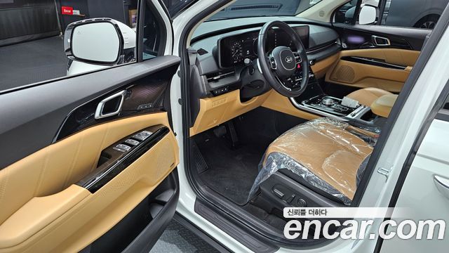 Kia Canival 2021 — photo 11