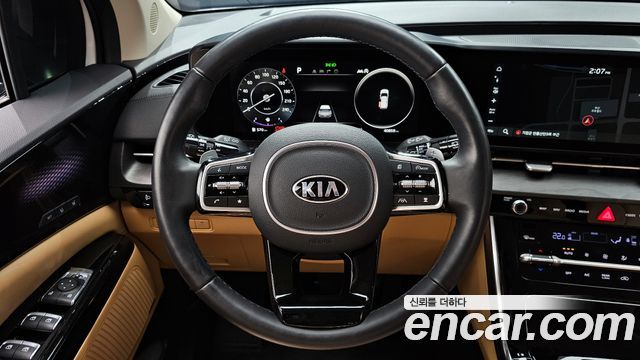 Kia Canival 2021 — photo 13