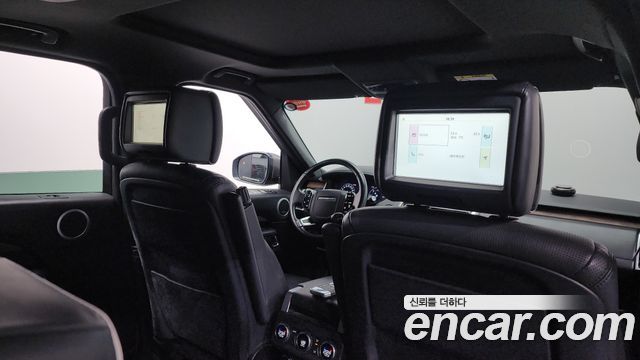Land Rover Discovery 2019 — photo 19