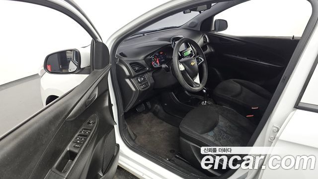 Chevrolet Korea Spark 2017 — photo 10
