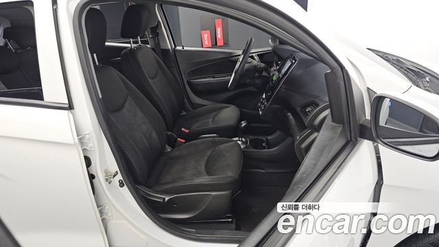 Chevrolet Korea Spark 2017 — photo 12