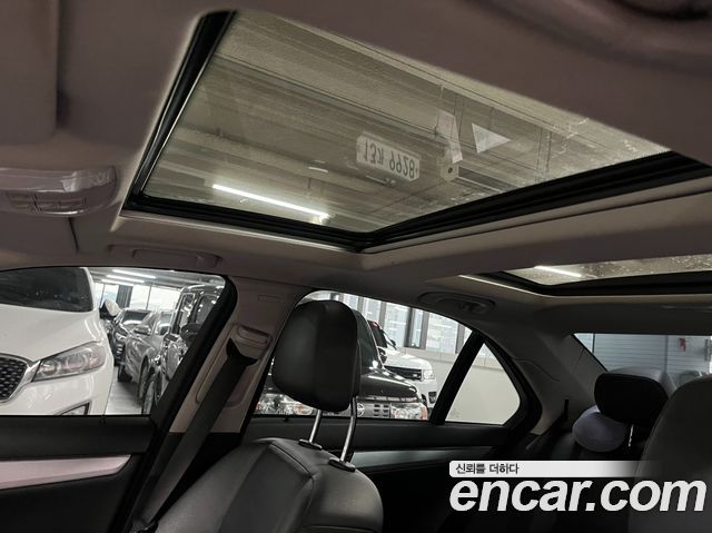 Mercedes-Benz C-Class 2011 — photo 18