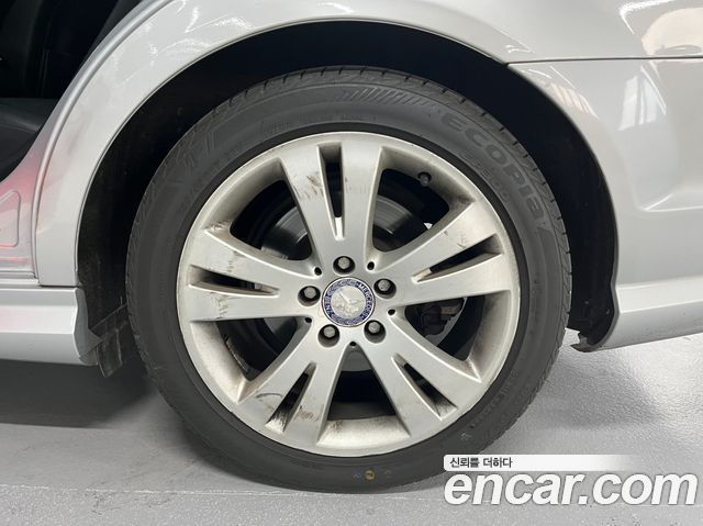 Mercedes-Benz C-Class 2011 — photo 20