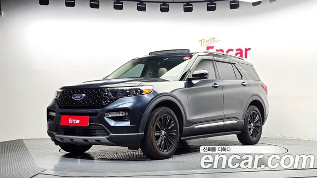 Ford Explorer 2022 — photo 3