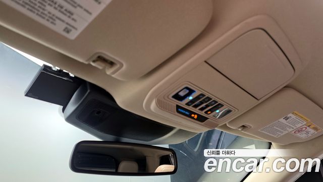 Ford Explorer 2022 — photo 24