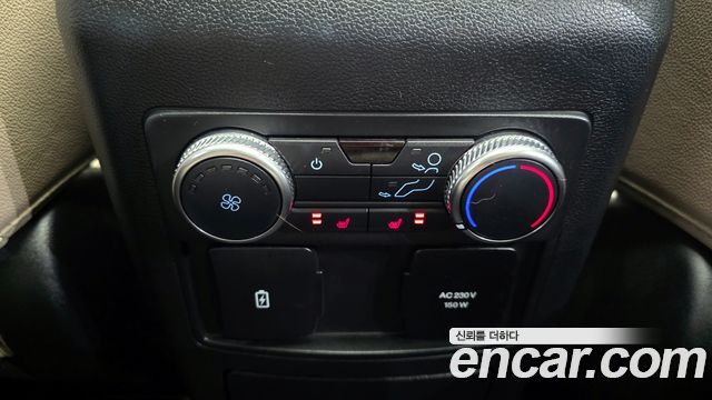 Ford Explorer 2022 — photo 25