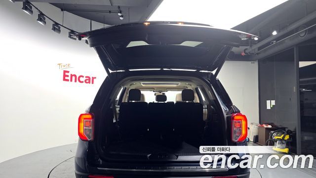 Ford Explorer 2022 — photo 26