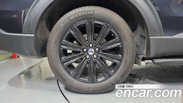 Ford Explorer 2022 — photo 7