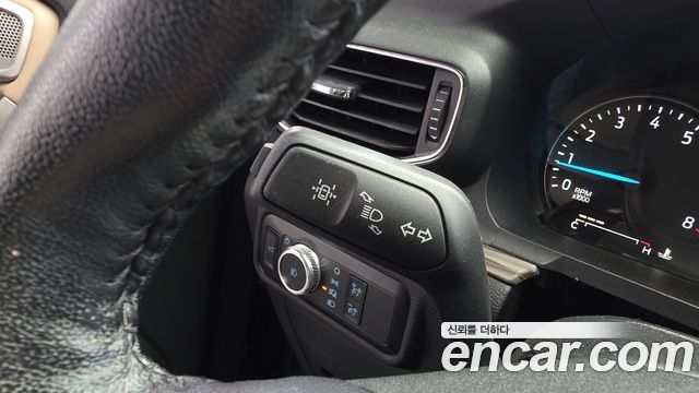 Ford Explorer 2022 — photo 30