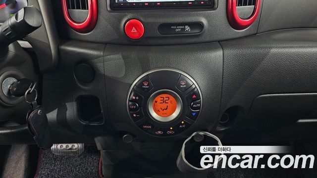 Nissan Cube 2011 — photo 15