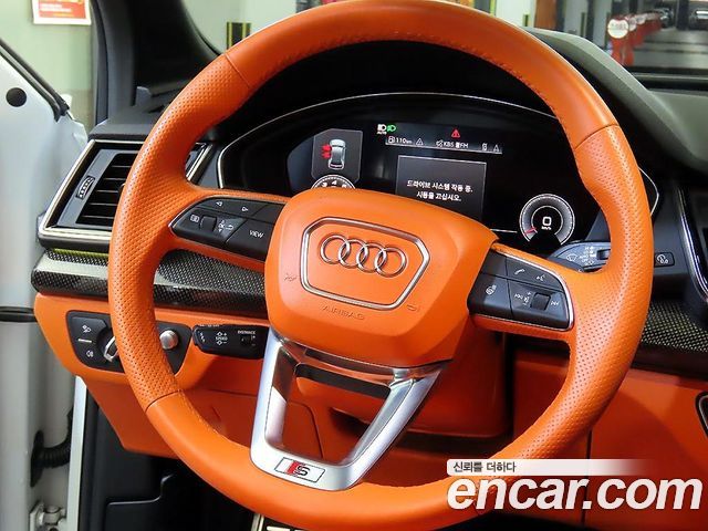 Audi SQ5 2021 — photo 9