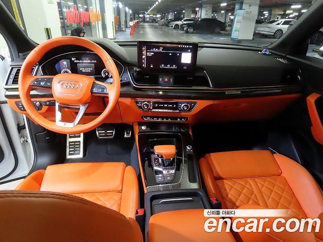 Audi SQ5 2021 — photo 11