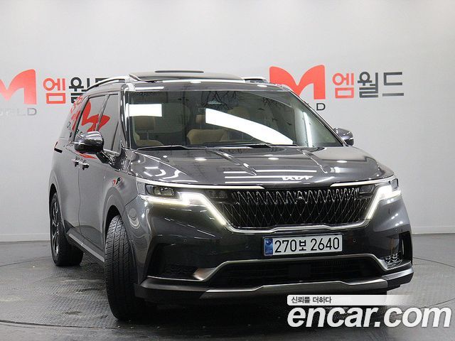Kia Canival 2022 — photo 2