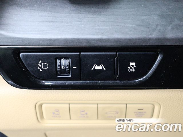Kia Canival 2022 — photo 15