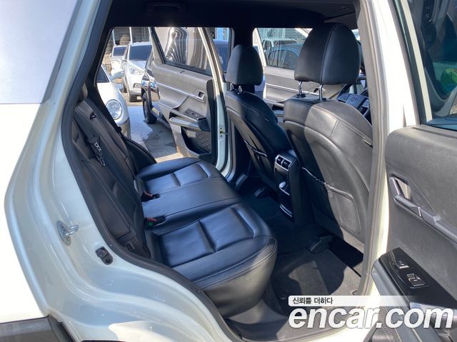 KG Mobility Torres 2023 — photo 16