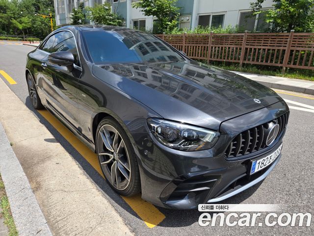 Mercedes-Benz E-Class 2021 — photo 4