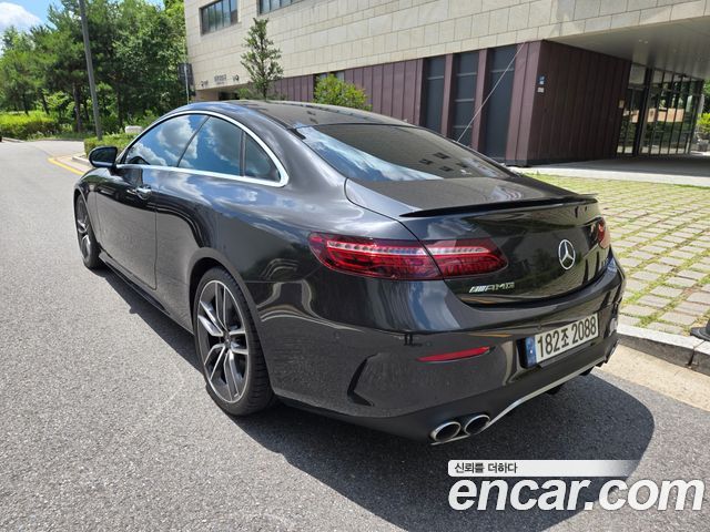 Mercedes-Benz E-Class 2021 — photo 6