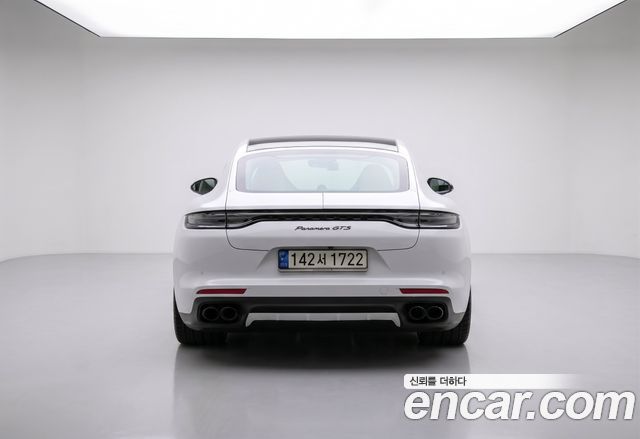 Porsche Panamera 2022 — photo 6