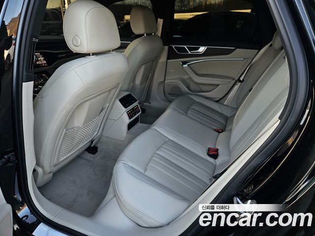Audi A6 2023 — photo 17