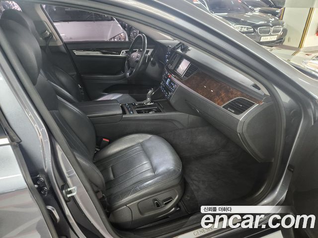 Hyundai Genesis 2015 — photo 12