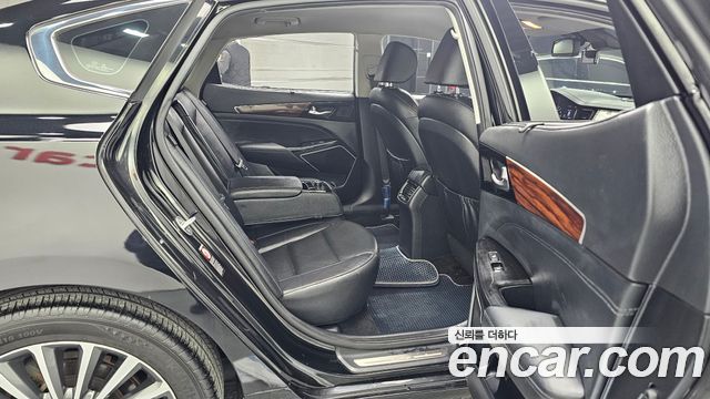 Kia K7 2016 — photo 12