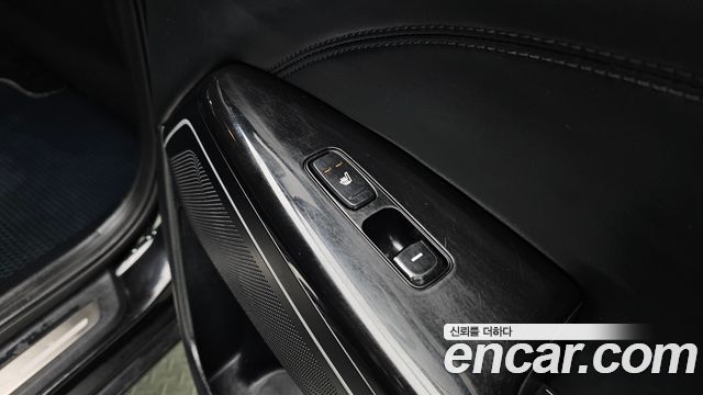 Kia K7 2016 — photo 19