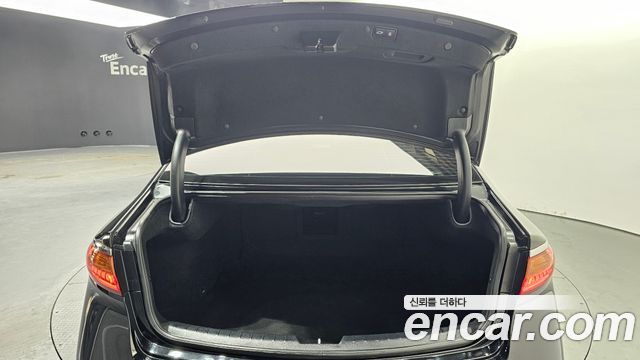 Kia K7 2016 — photo 20