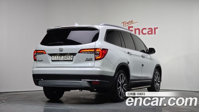 Honda Pilot 2021 — photo 2
