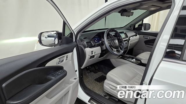 Honda Pilot 2021 — photo 10