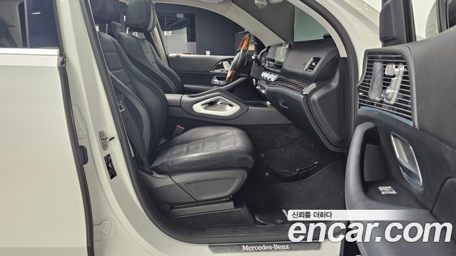 Mercedes-Benz GLS-Class 2020 — photo 11