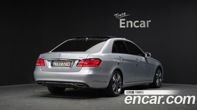 Mercedes-Benz E-Class 2014 — photo 2