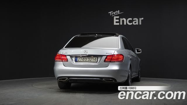 Mercedes-Benz E-Class 2014 — photo 4